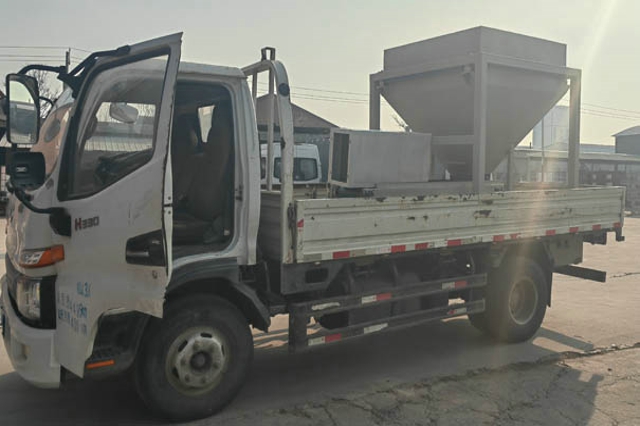 沙子装袋打包机已成为我国建筑行业的重要助力